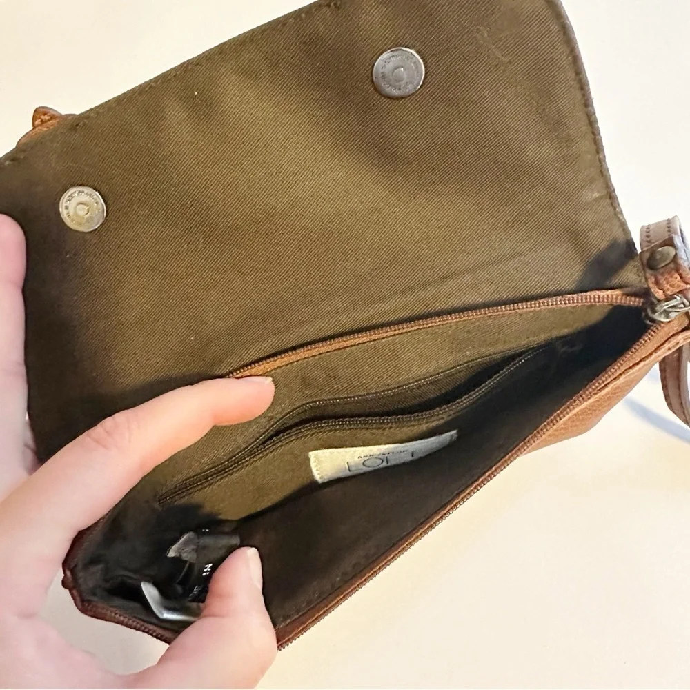 Vintage Anne Taylor LOFT clutch faux leather wallet wristlet.